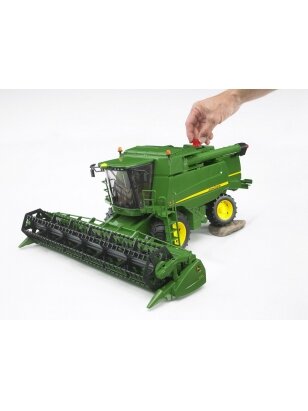 BRUDER kombainas John Deere, 02132