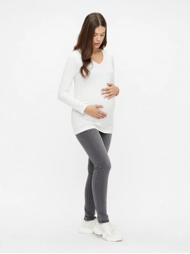 MLLOLA slim grey jeans by Mama;licious (Grey Denim) 1