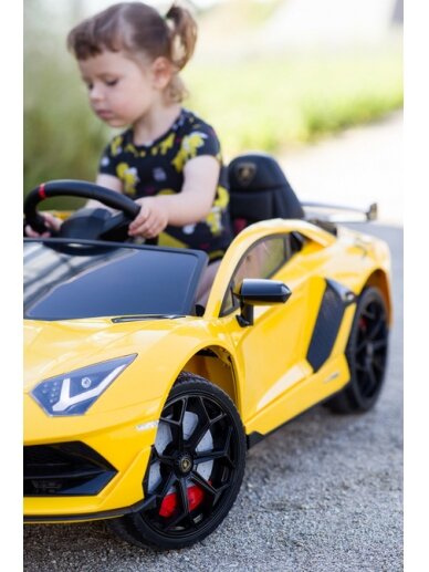 Akumuliatoriumi varomas automobilis Toyz Lamborghini Aventador SVJ, TOYZ 32